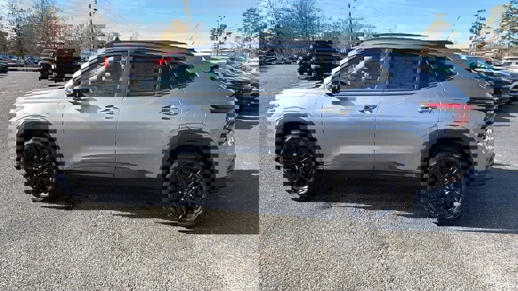 New 2026 Chevrolet Trax ACTIV w/ Driver Confidence Package image 8