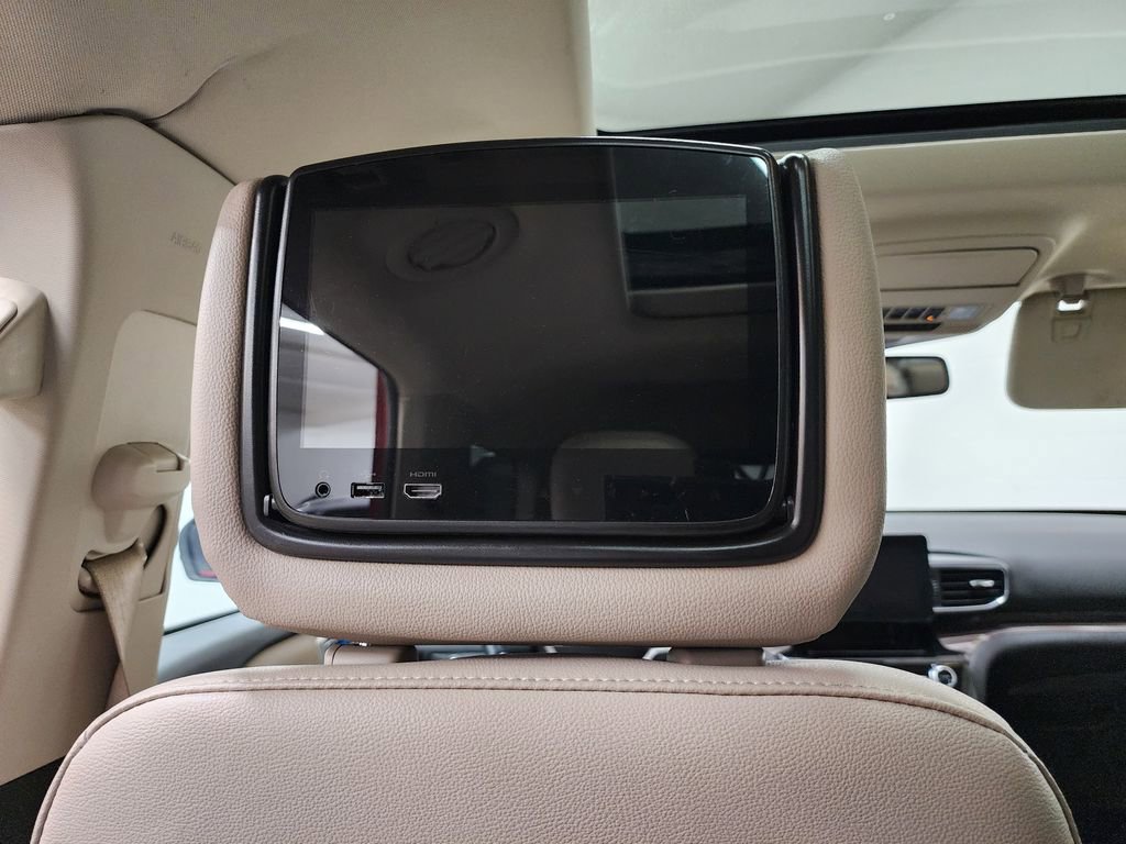 Used 2021 Ford Explorer Limited w/ Equipment Group 301A image 30