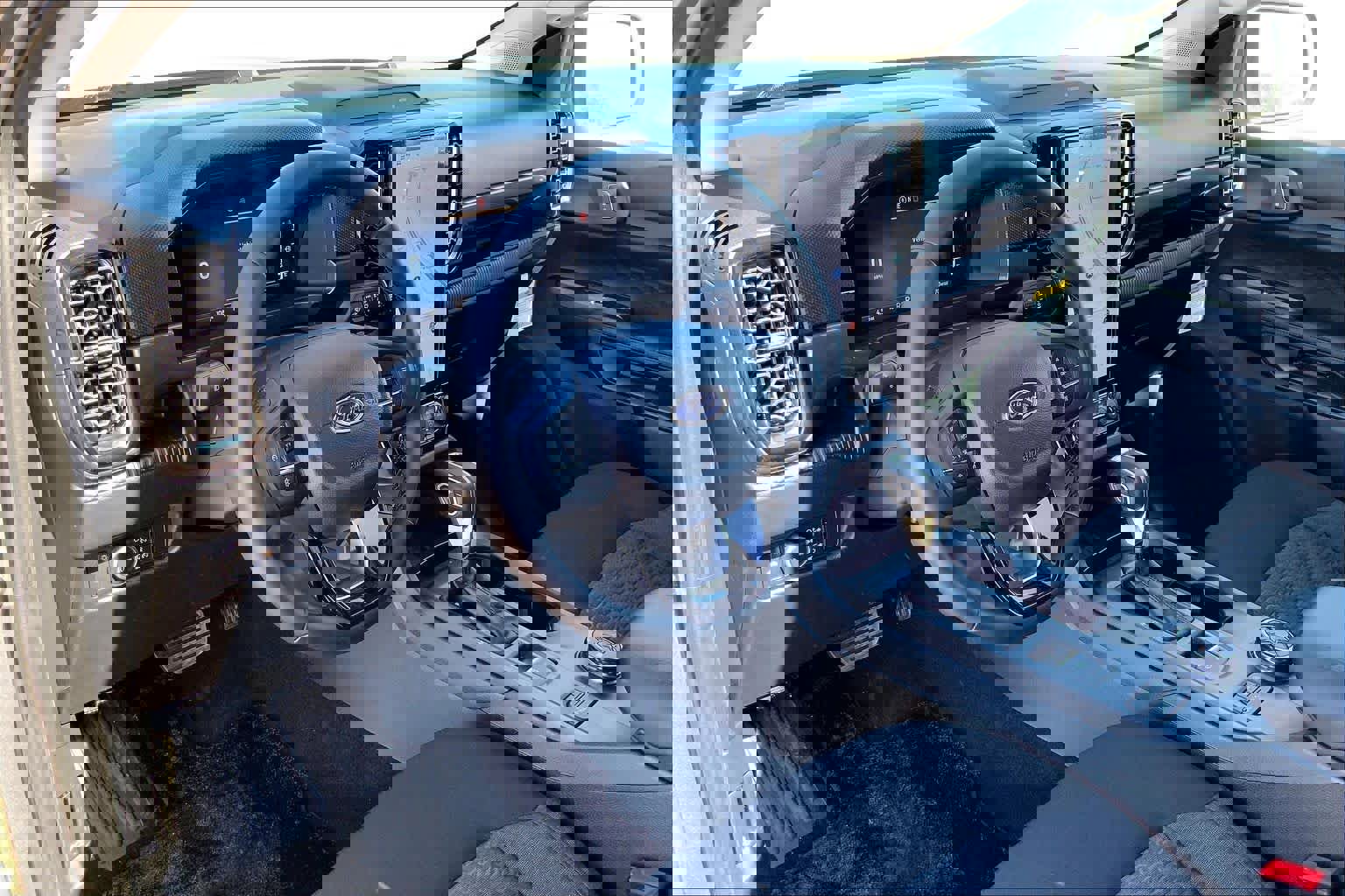 New 2026 Ford Ranger XLT w/ Equipment Group 301A High image 8