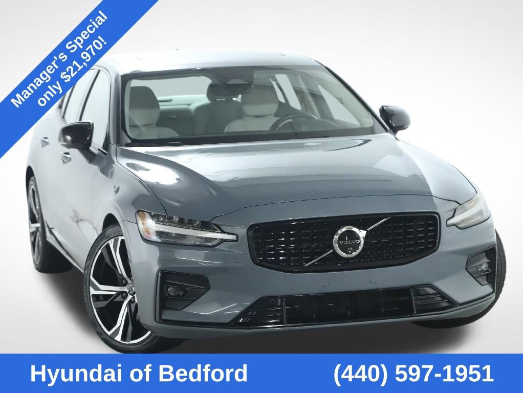 Used 2024 Volvo S60 B5 Plus FWD image 1