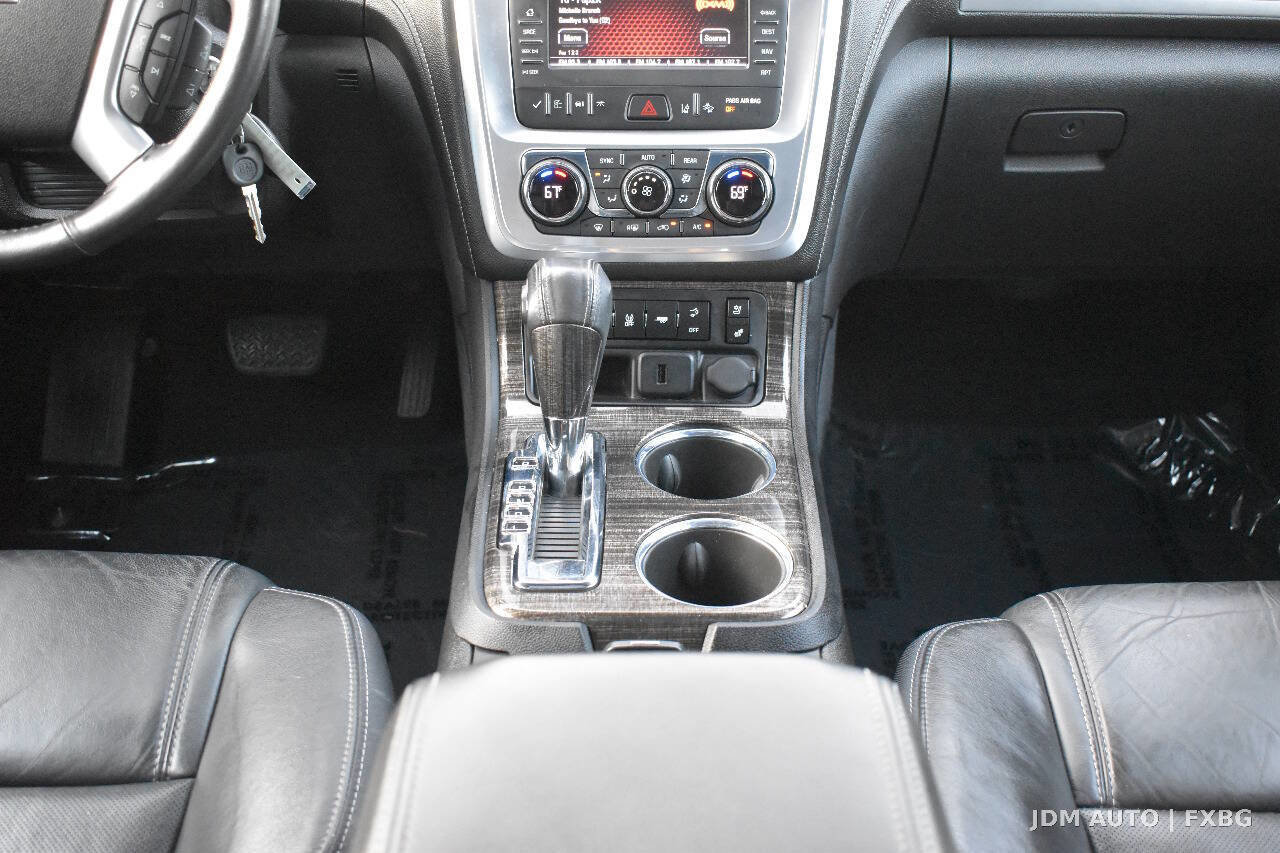 Used 2015 GMC Acadia SLT w/ Technology Package AWD/4WD image 29