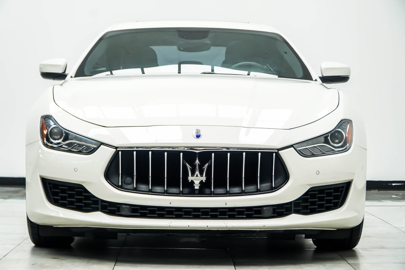 Used 2019 Maserati Ghibli S Q4 AWD/4WD image 8