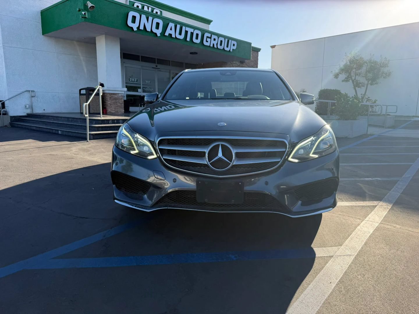 Used 2016 Mercedes-Benz E 350 Sedan image 2