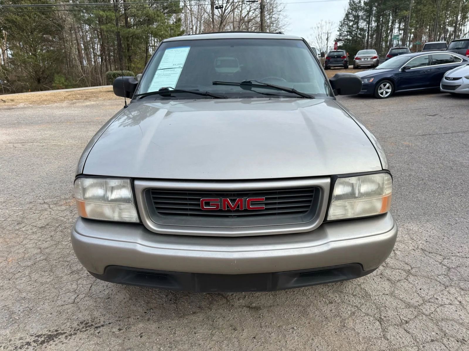 Used 2000 GMC Jimmy SLS w/ Pwr Convenience Pkg RWD image 2