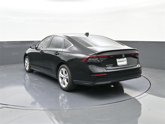 Used 2025 Honda Accord LX image 8