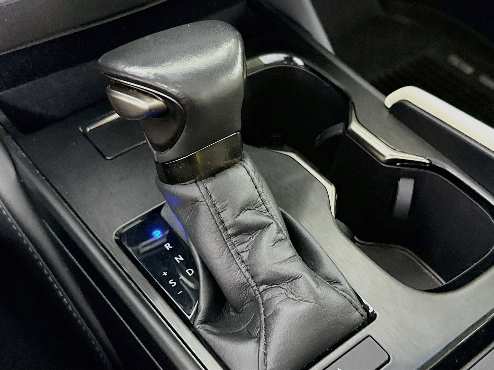 Certified 2025 Lexus ES 350 Ultra Luxury w/ Accessory Package (Z2) FWD image 18