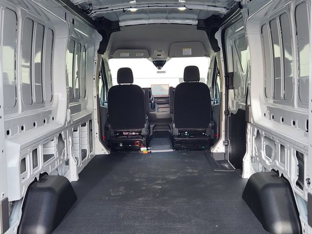 New 2026 Ford Transit 250 148 Medium Roof Extended AWD image 18