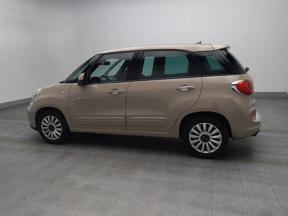 Used 2017 FIAT 500L Pop w/ Popular Equipment Package image 3