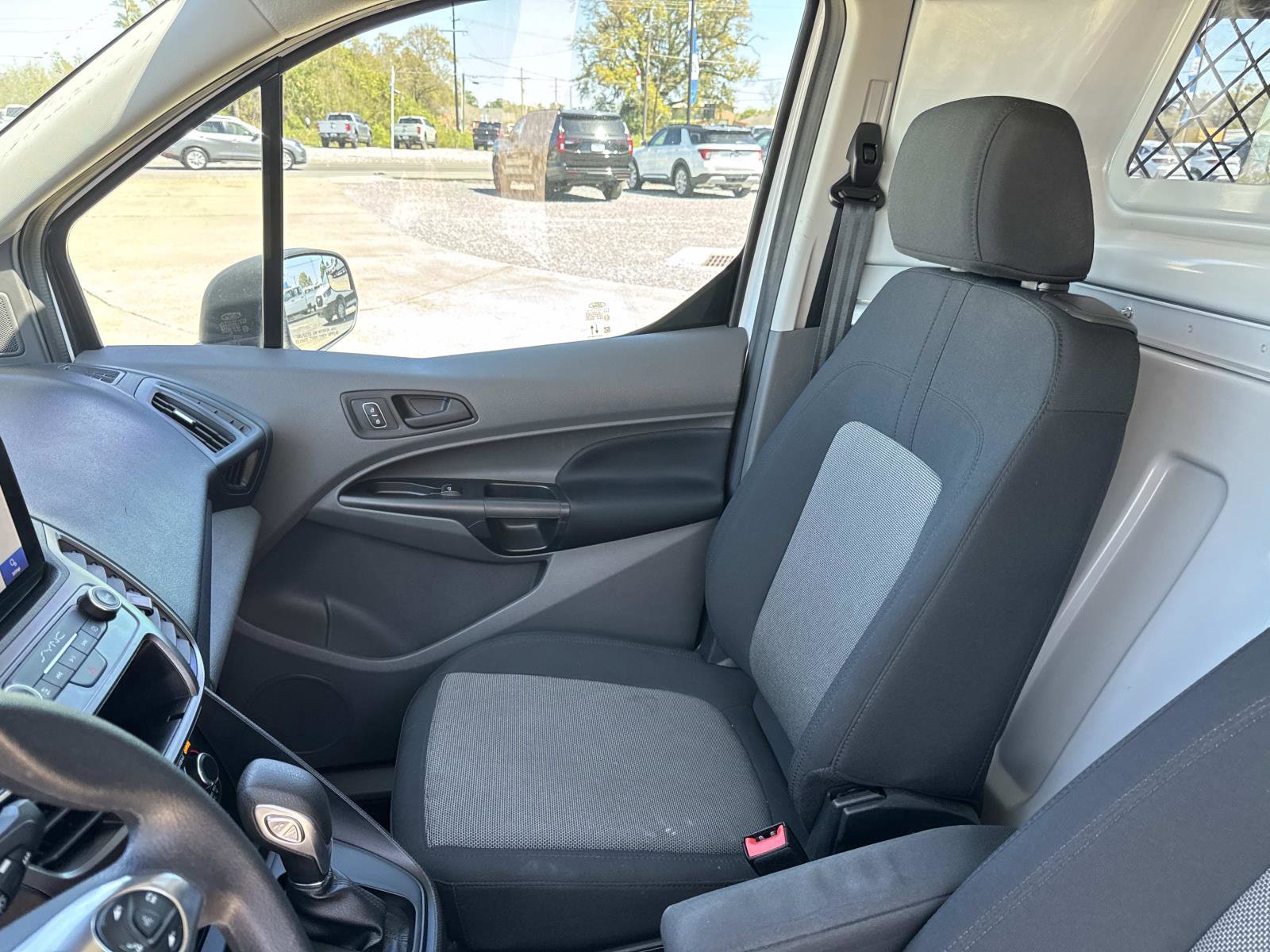 Used 2023 Ford Transit Connect XL image 15