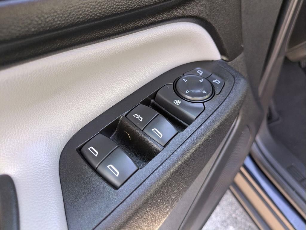 Used 2021 Chevrolet Equinox LT image 14