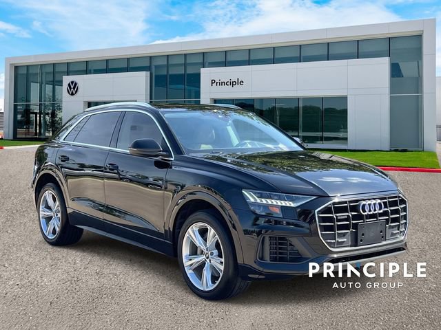 Used 2023 Audi Q8 Premium AWD/4WD image 3