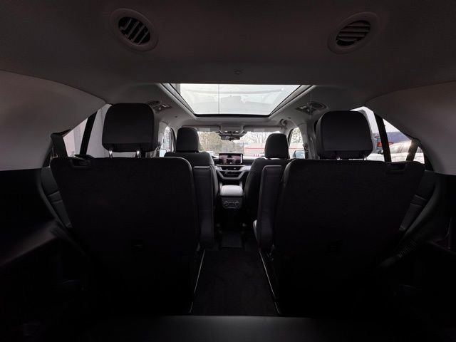 New 2026 Ford Explorer Active w/ Active Comfort Package AWD/4WD image 7
