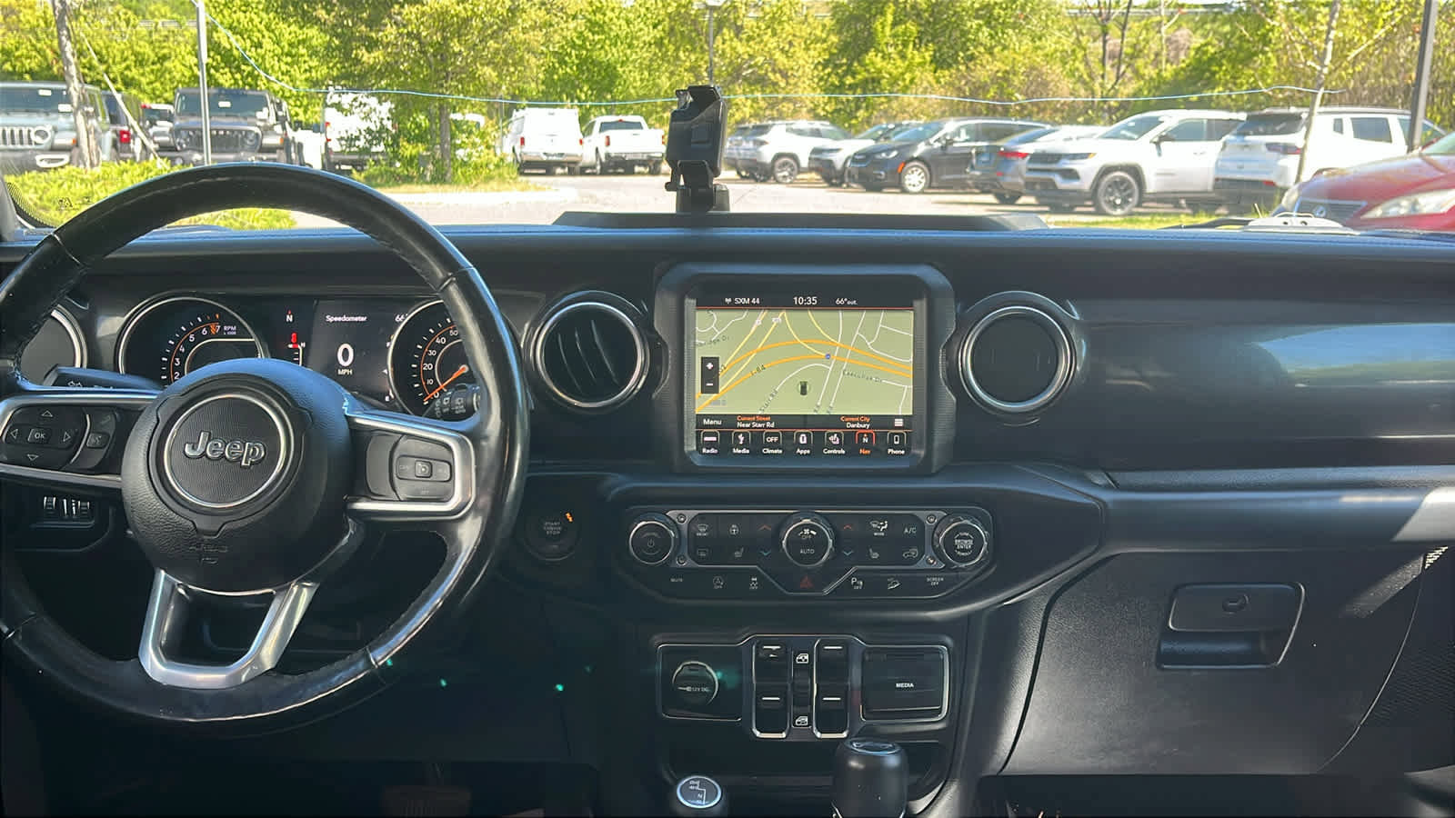 Used 2019 Jeep Wrangler Unlimited Sahara AWD/4WD image 27