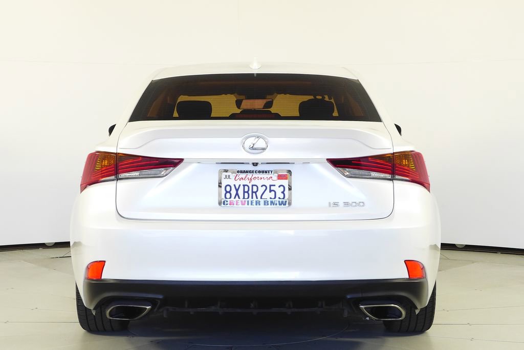 Used 2018 Lexus IS 300 RWD image 8