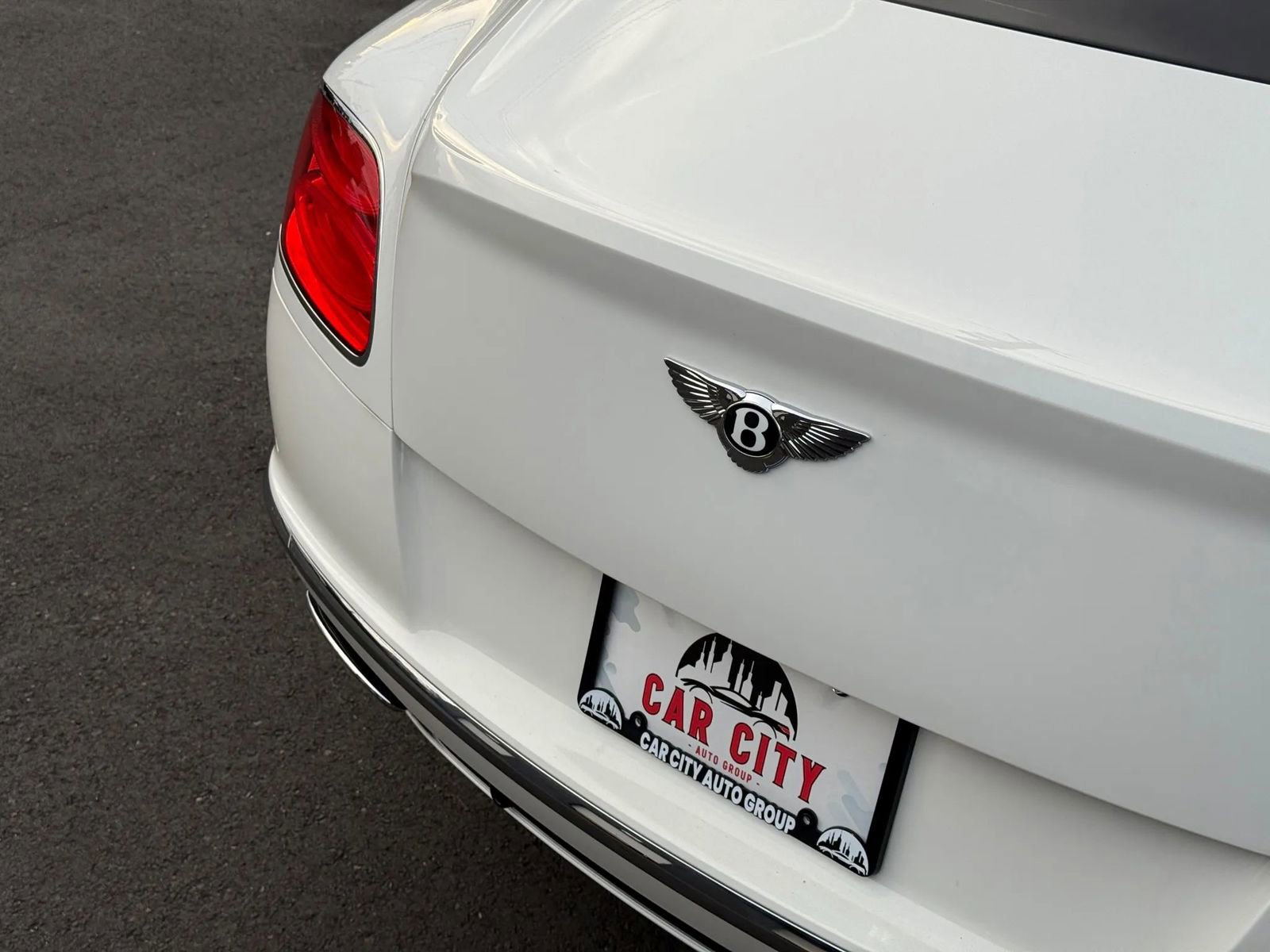 Used 2017 Bentley Continental GT image 36