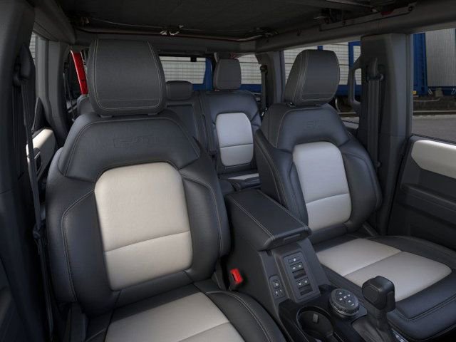 New 2026 Ford Bronco Outer Banks image 10
