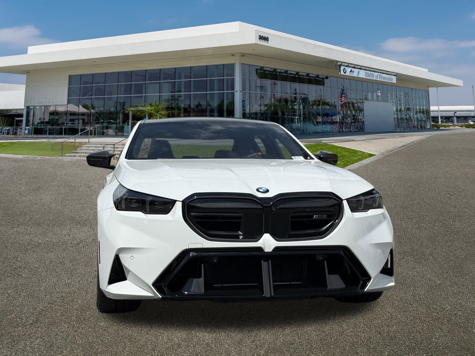 New 2026 BMW M5 w/ Executive Package image 3
