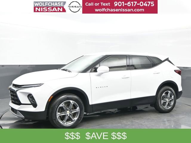 Used 2023 Chevrolet Blazer LT image 2