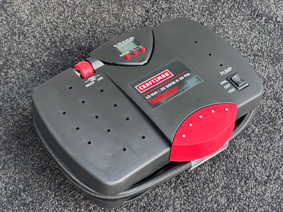 New 2025 Ford Transit 150 Low Roof AWD image 17