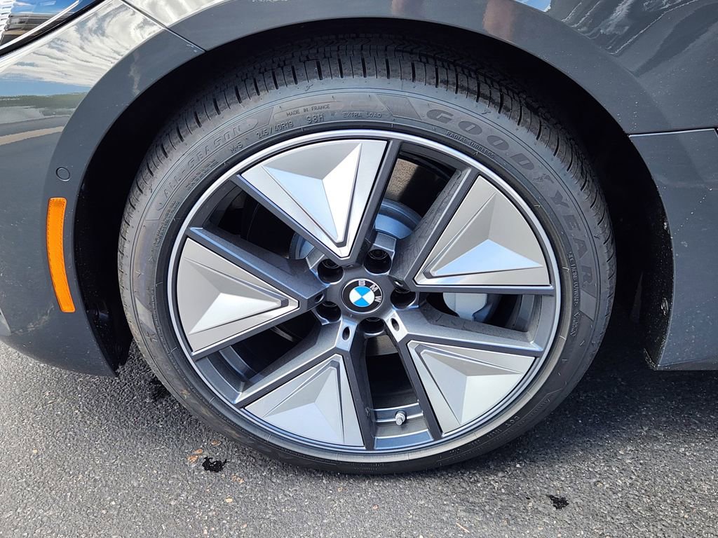 New 2026 BMW i4 xDrive40i w/ Premium Package AWD/4WD image 7