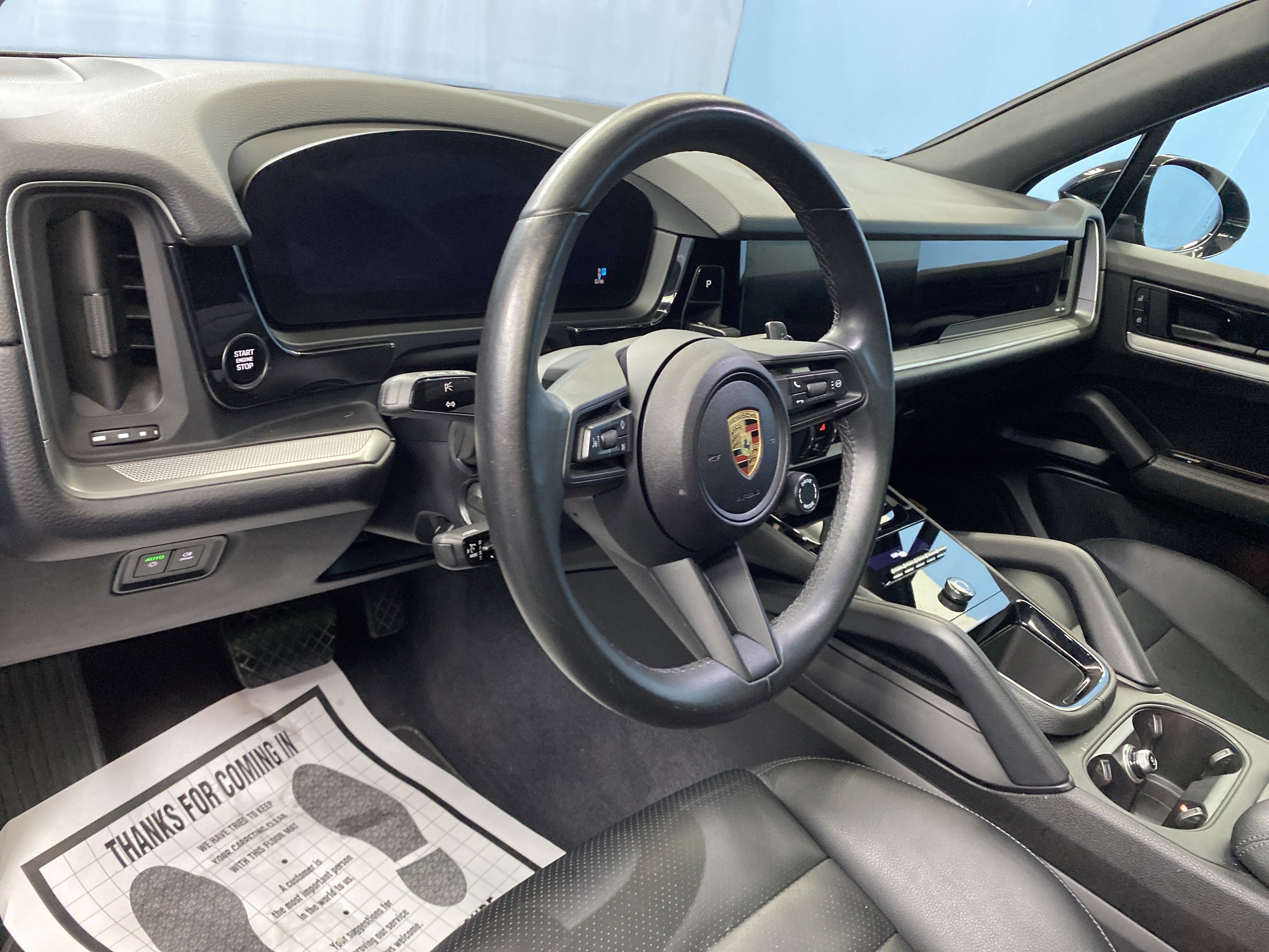 Used 2024 Porsche Cayenne image 10