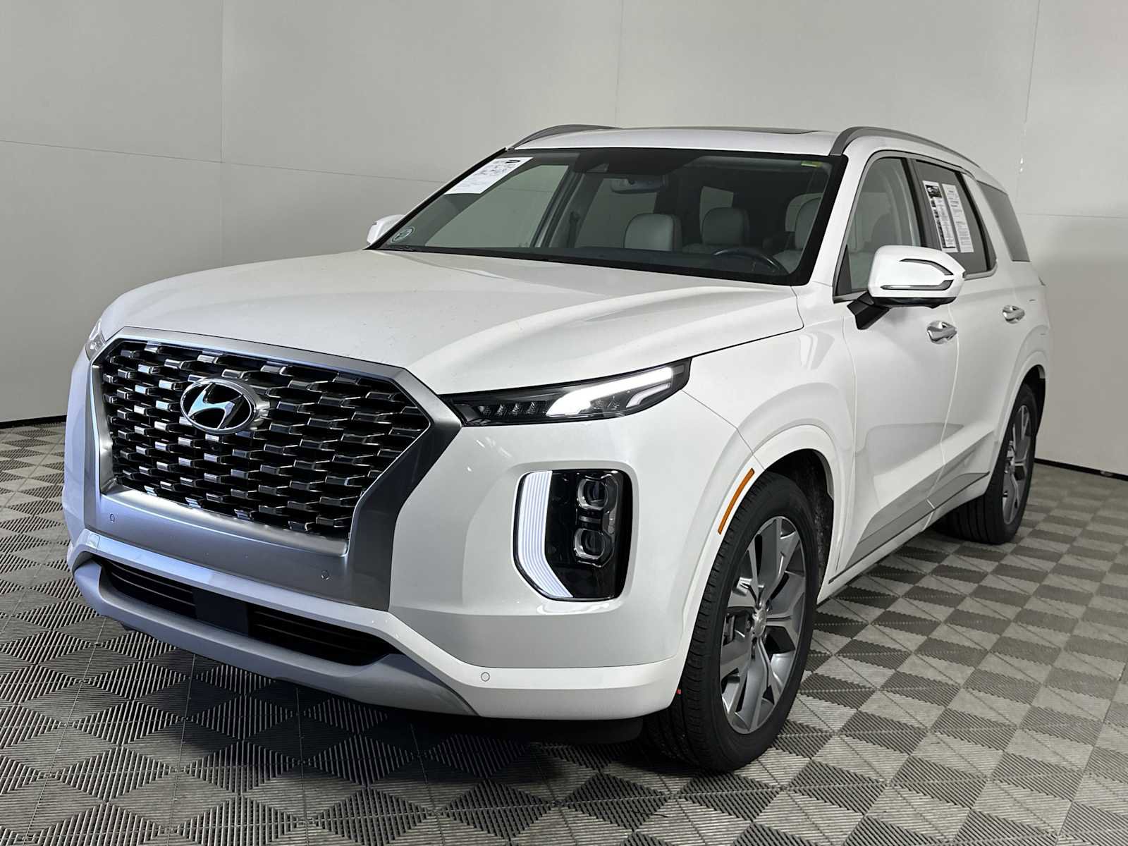 Used 2021 Hyundai Palisade Limited image 4