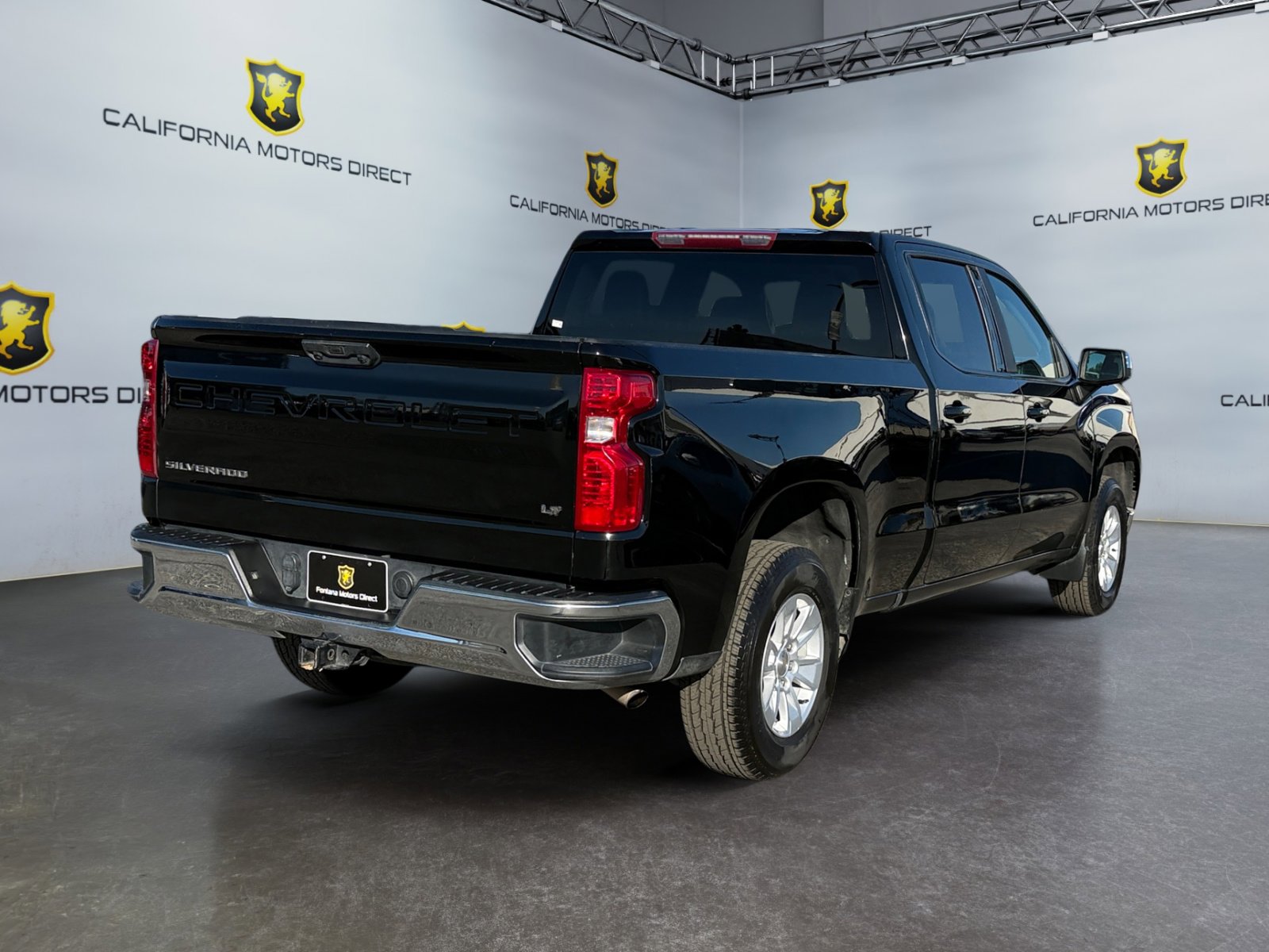 Used 2023 Chevrolet Silverado 1500 LT w/ Protection Package AWD/4WD image 5