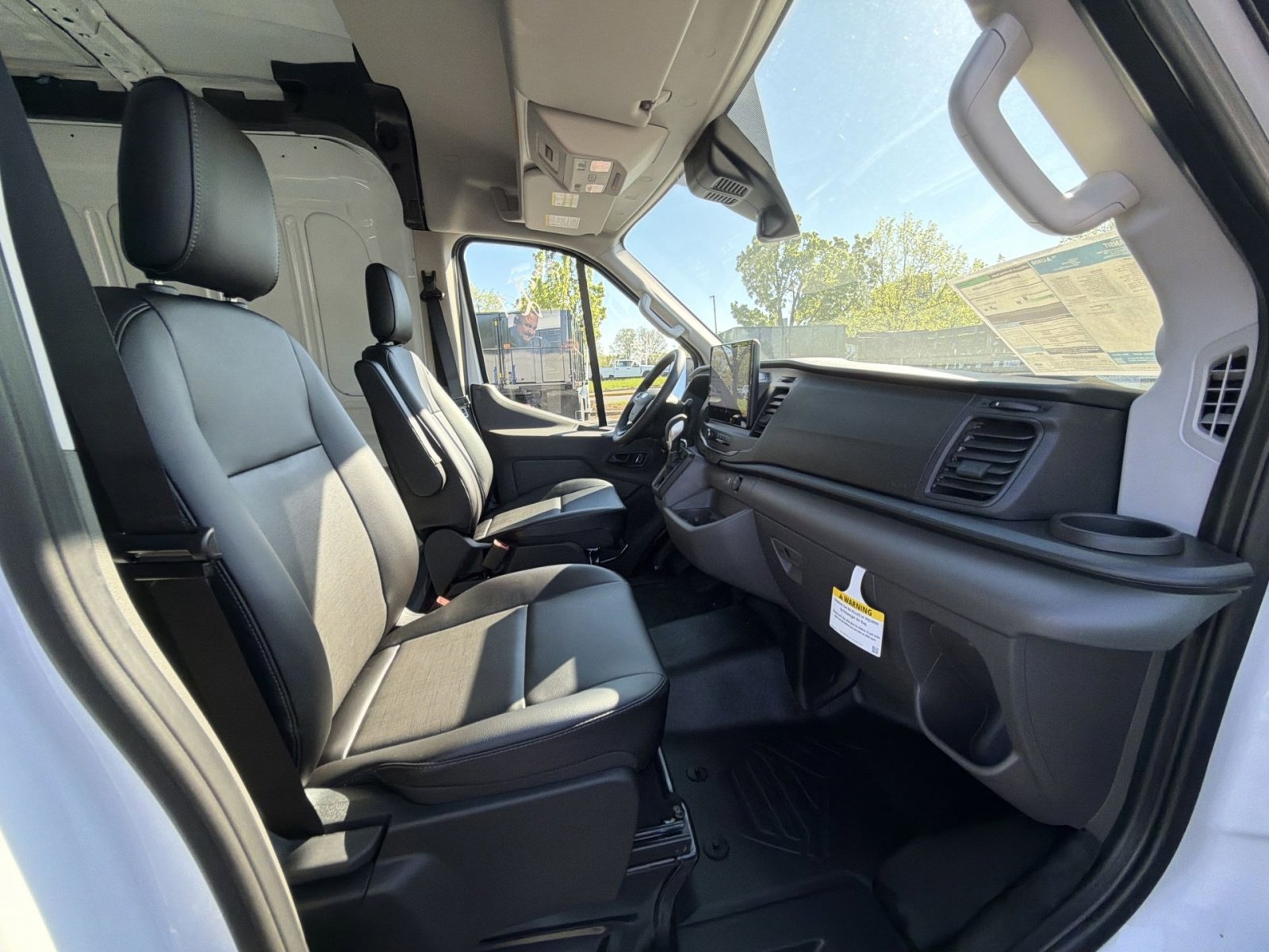 New 2026 Ford Transit 250 148 Medium Roof image 25