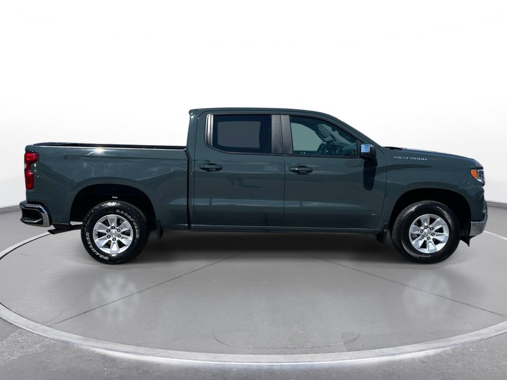 Used 2025 Chevrolet Silverado 1500 LT RWD image 3