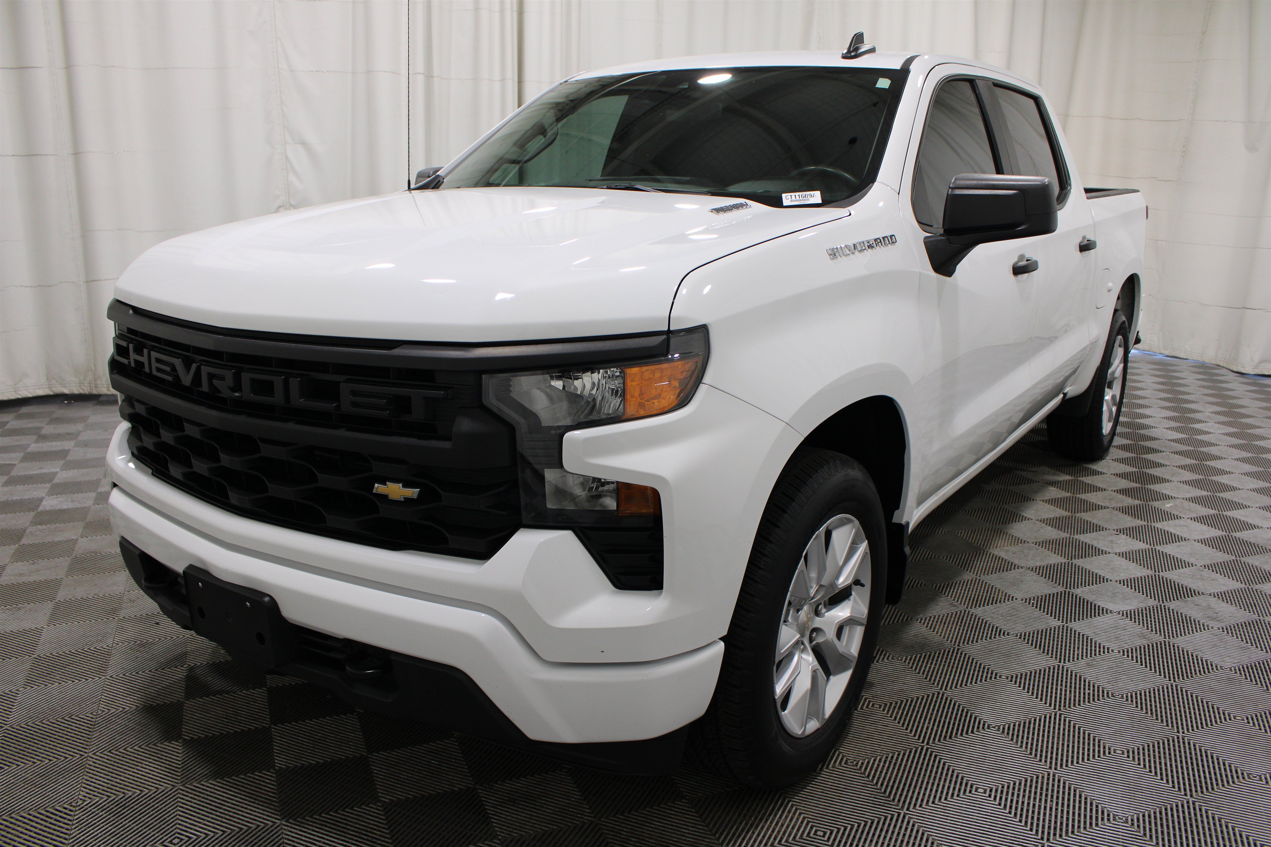 Used 2024 Chevrolet Silverado 1500 Custom RWD image 31