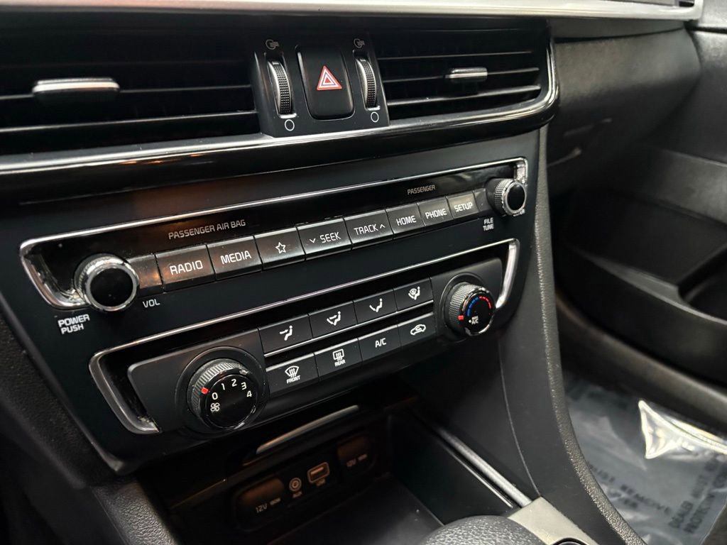 Used 2020 Kia Optima LX FWD image 24