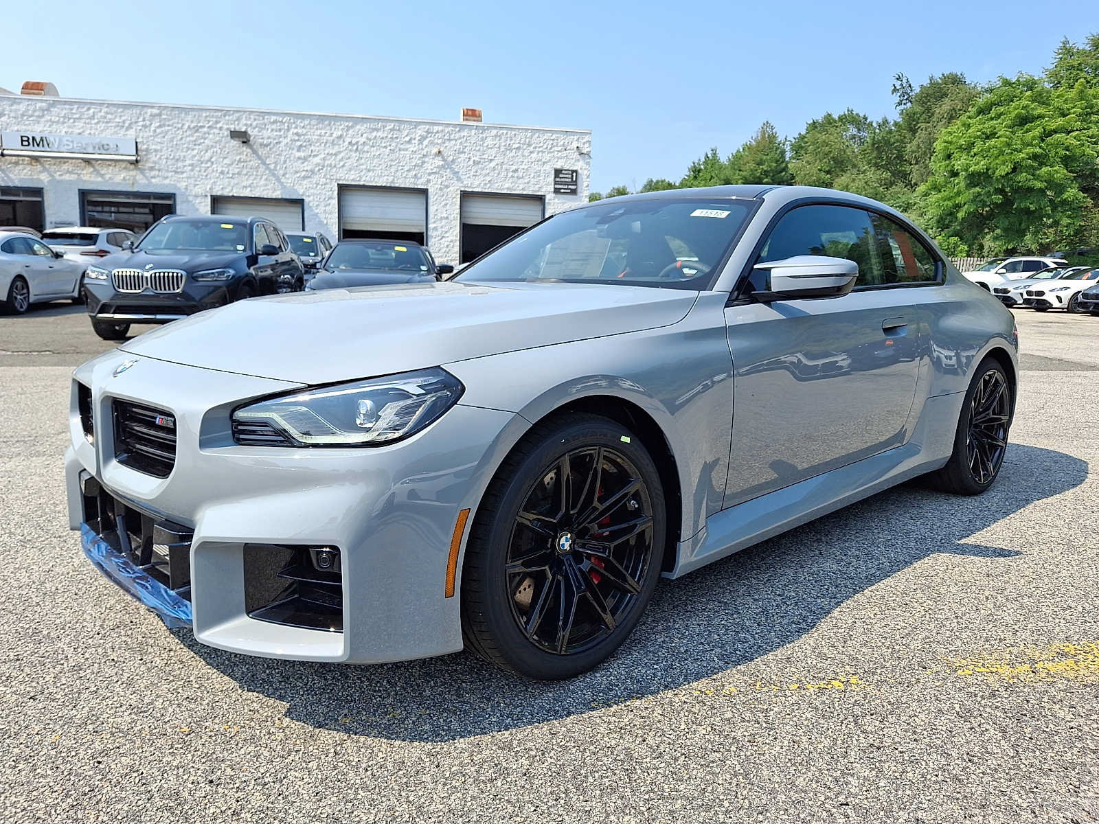 New 2026 BMW M2 w/ Lighting Package RWD image 2