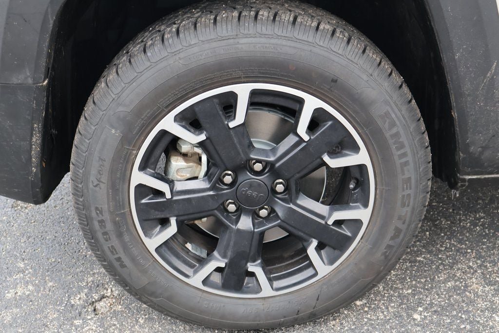 Used 2023 Jeep Renegade Trailhawk image 6