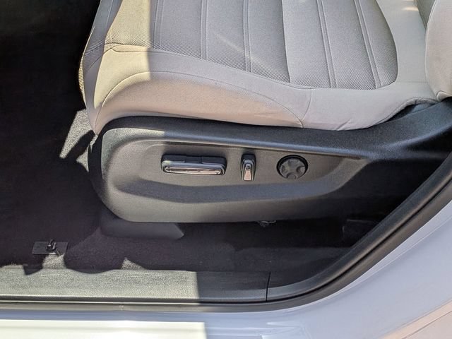 Used 2019 Honda CR-V EX image 12