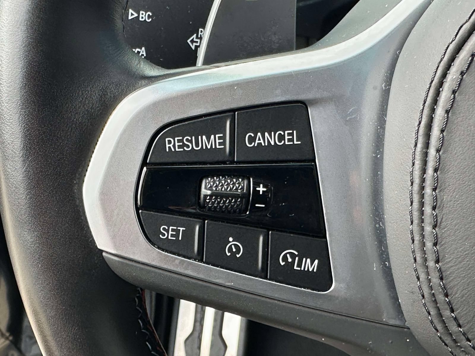 Used 2023 BMW X4 M40i w/ Premium Package AWD/4WD image 24