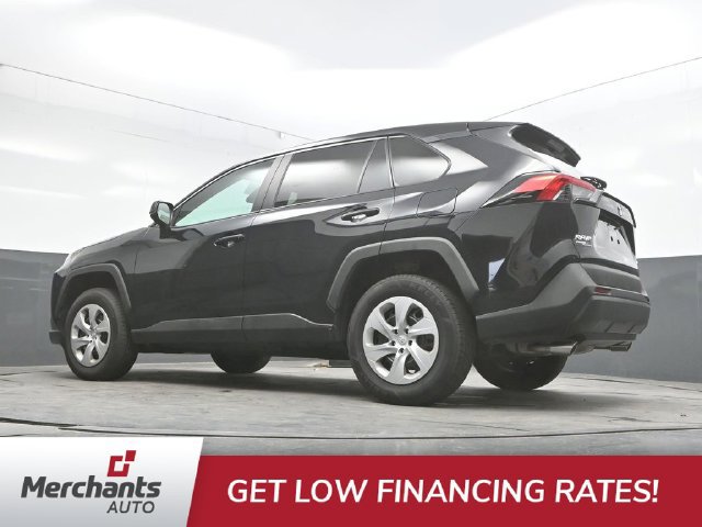 Used 2024 Toyota RAV4 LE AWD/4WD image 31