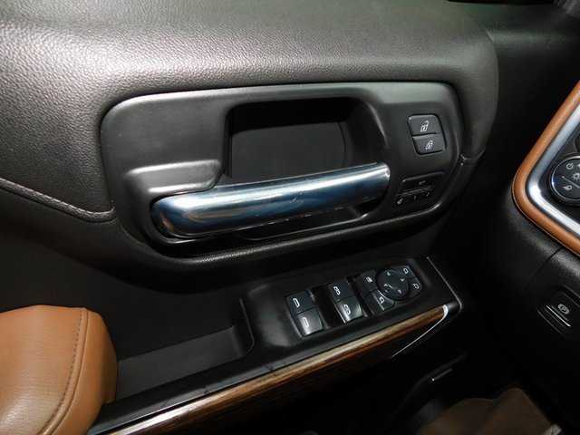 Used 2021 Chevrolet Silverado 1500 High Country w/ Technology Package image 30