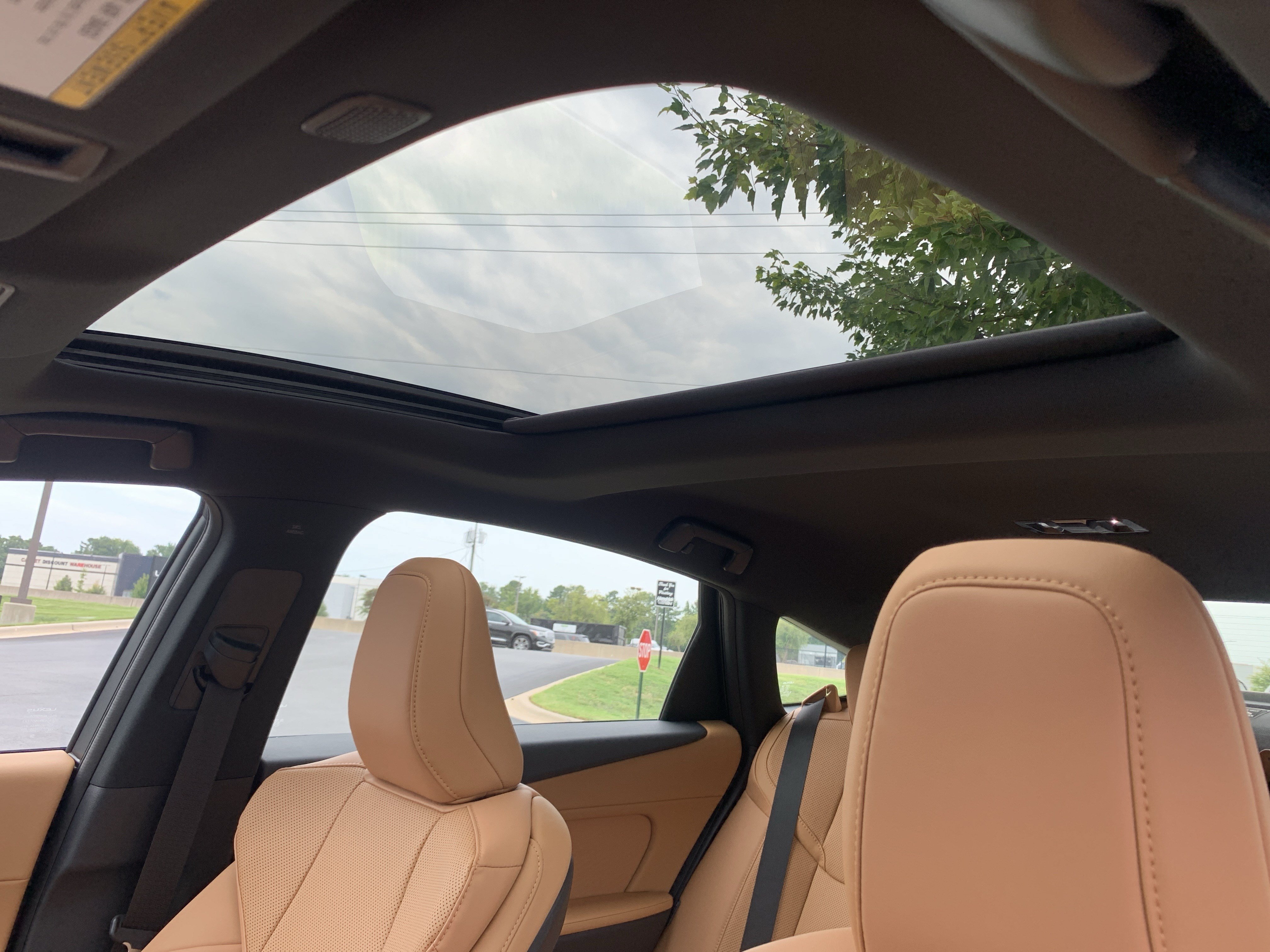 Used 2026 Lexus ES 350h w/ Convenience Package FWD image 28