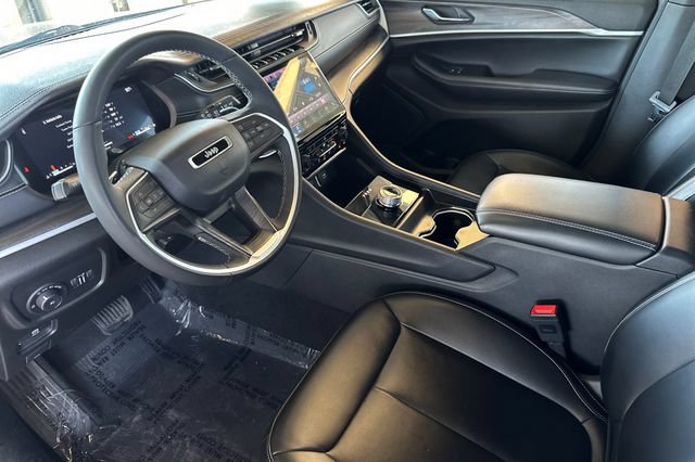 Certified 2024 Jeep Grand Cherokee Limited RWD image 10