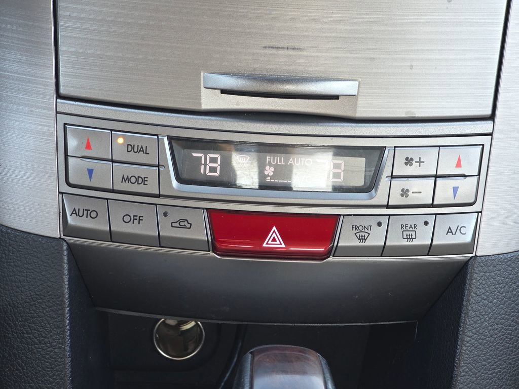 Used 2013 Subaru Legacy 2.5i Limited image 12