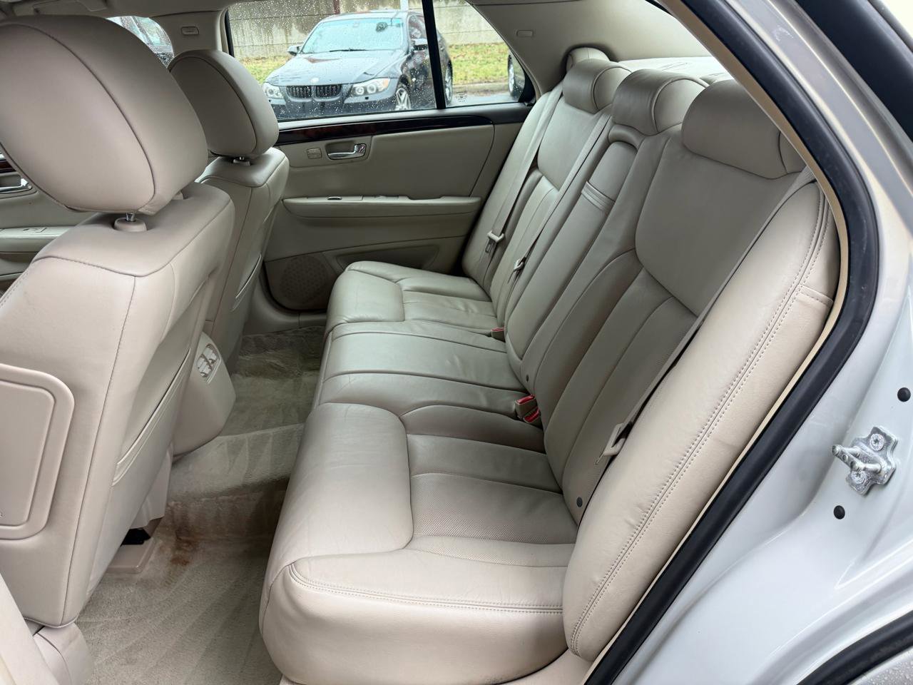 Used 2009 Cadillac DTS FWD image 13