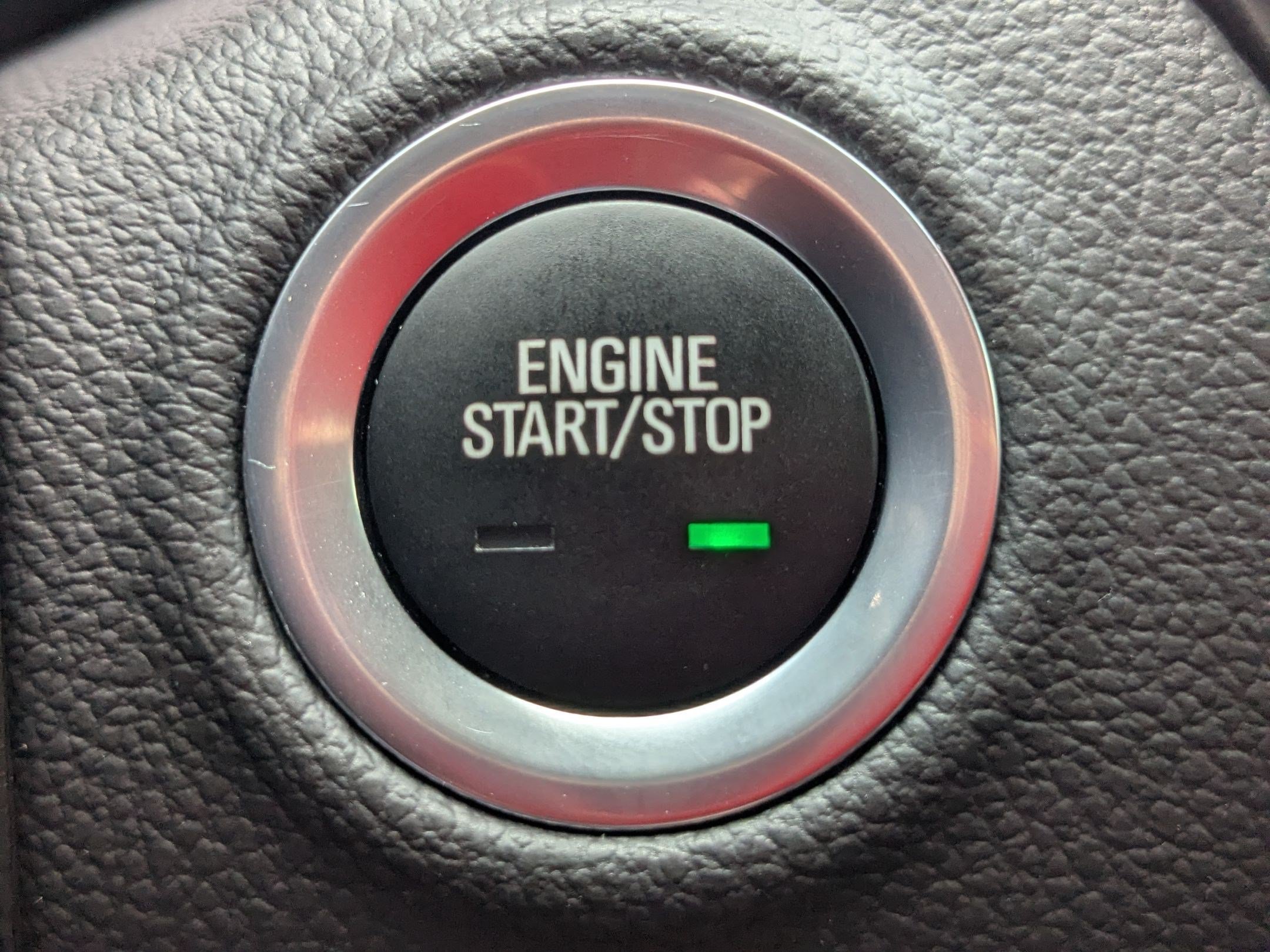 Certified 2020 Buick Envision Essence w/ LPO, Active Package AWD/4WD image 21