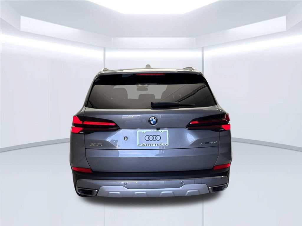 Used 2024 BMW X5 xDrive40i w/ Premium Package AWD/4WD image 6