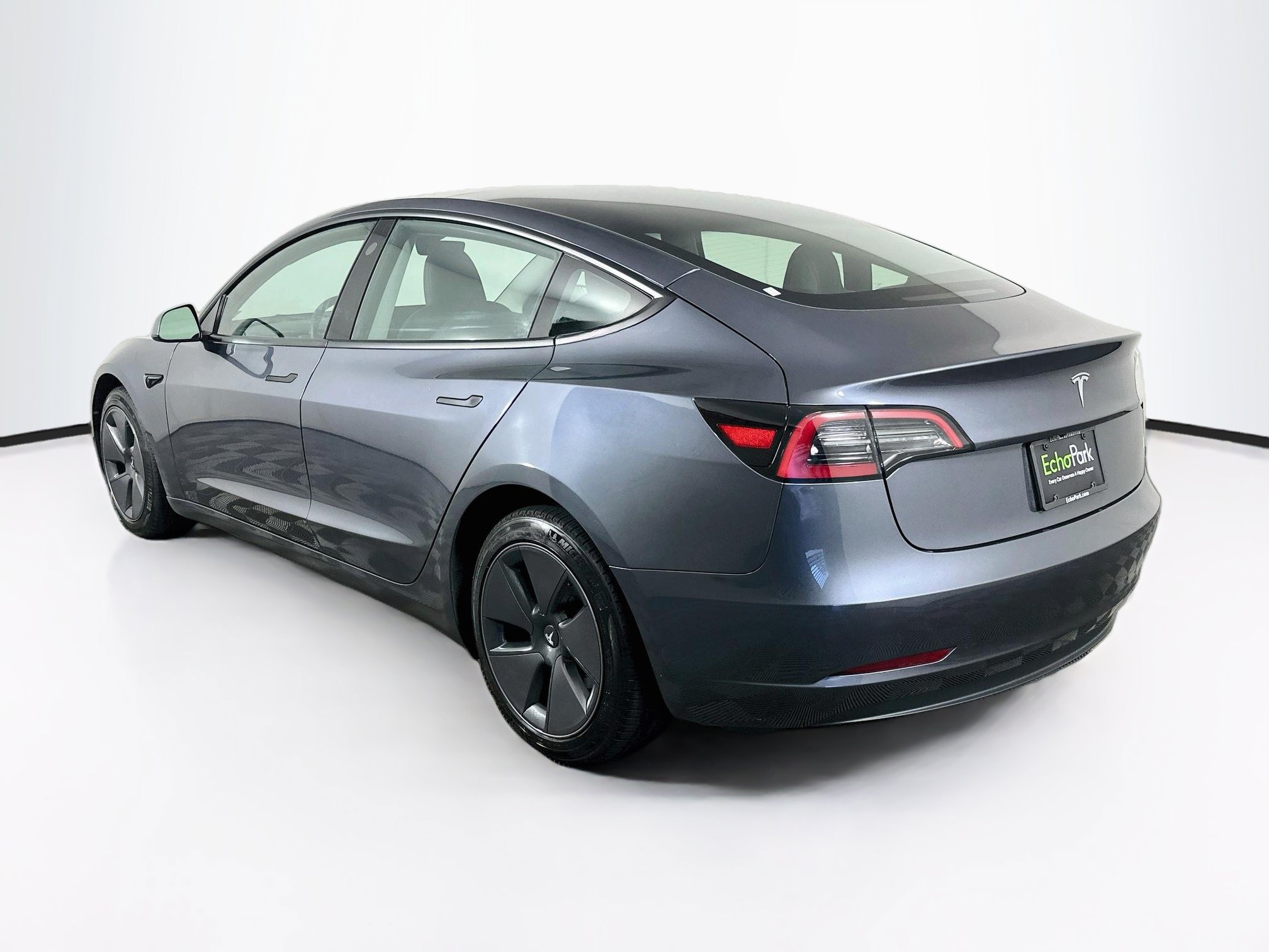 Used 2023 Tesla Model 3 Standard Range RWD image 5