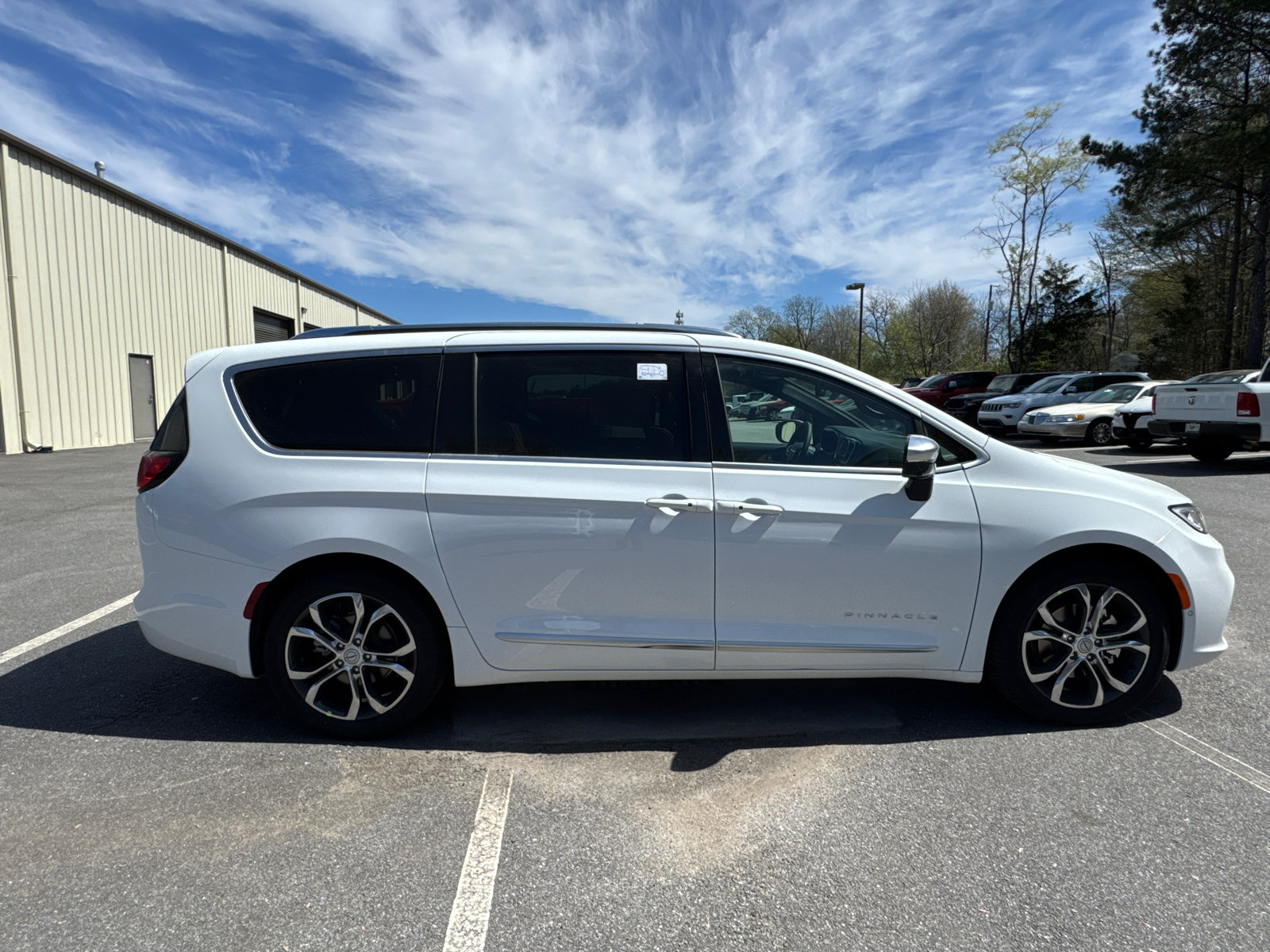 New 2026 Chrysler Pacifica Pinnacle FWD image 5