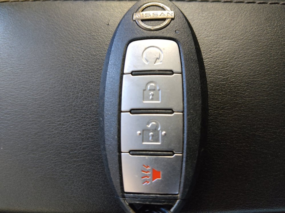 Used 2022 Nissan Rogue SV AWD/4WD image 32