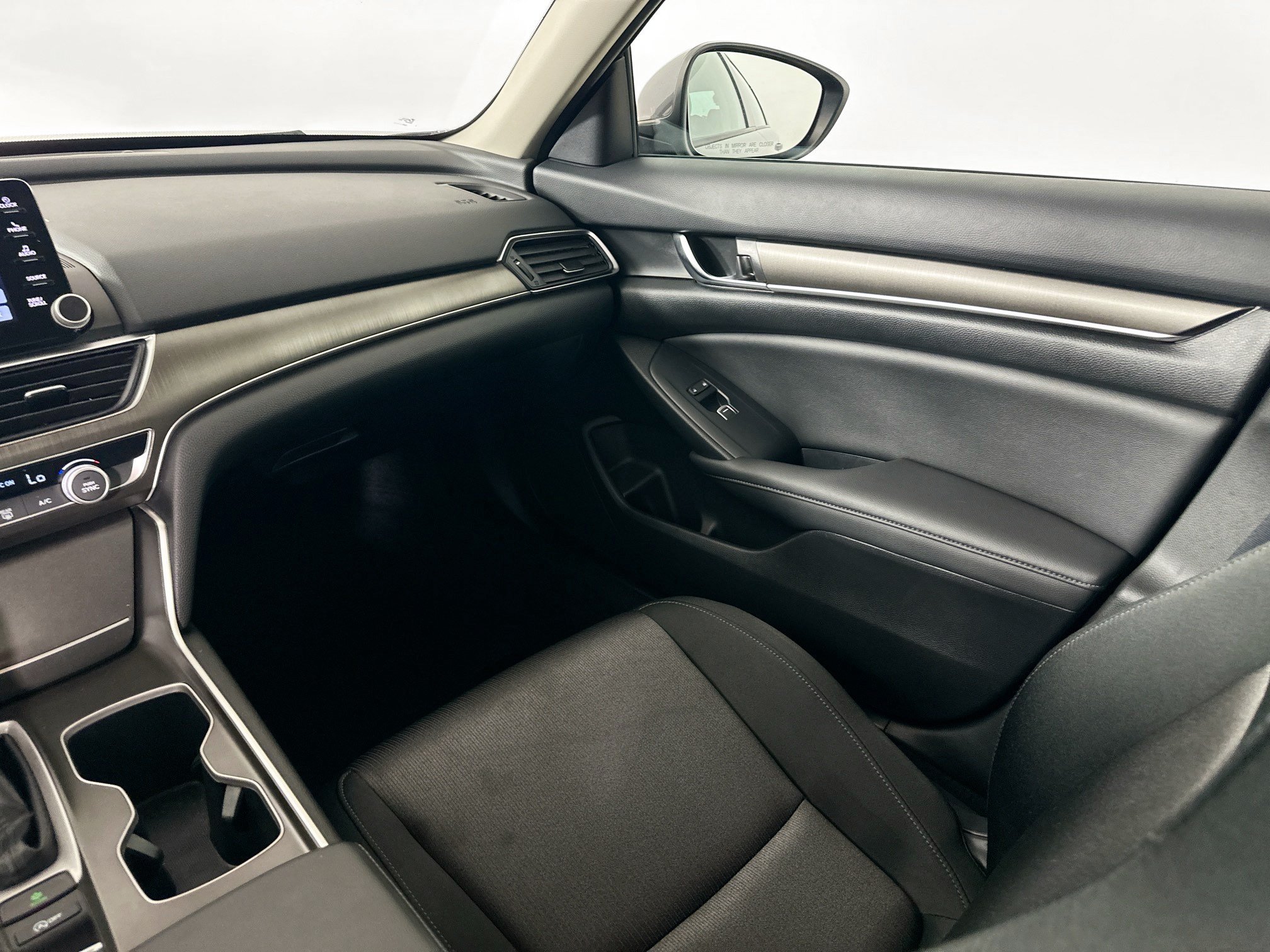 Used 2021 Honda Accord LX image 26