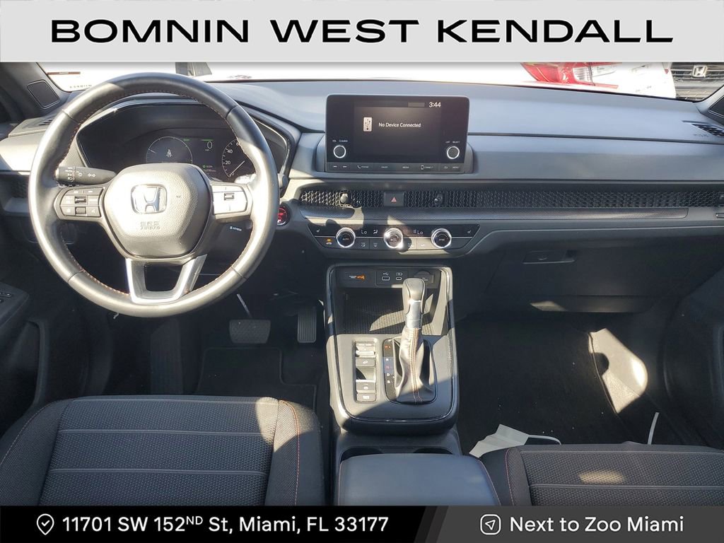 Used 2025 Honda CR-V Sport image 12