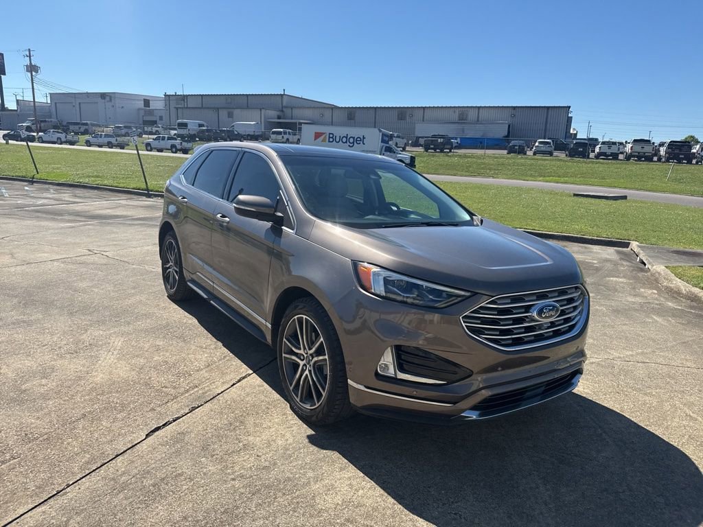Used 2019 Ford Edge Titanium w/ Equipment Group 301A image 14