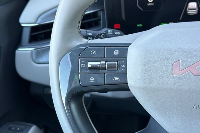 Certified 2024 Kia EV9 Land AWD/4WD image 32